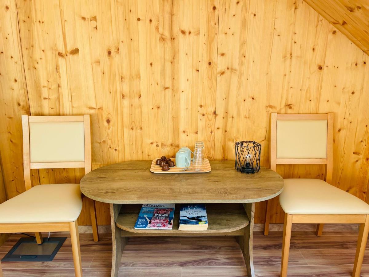 Fisher'S Deluxe Apartments Balatonfured Ngoại thất bức ảnh