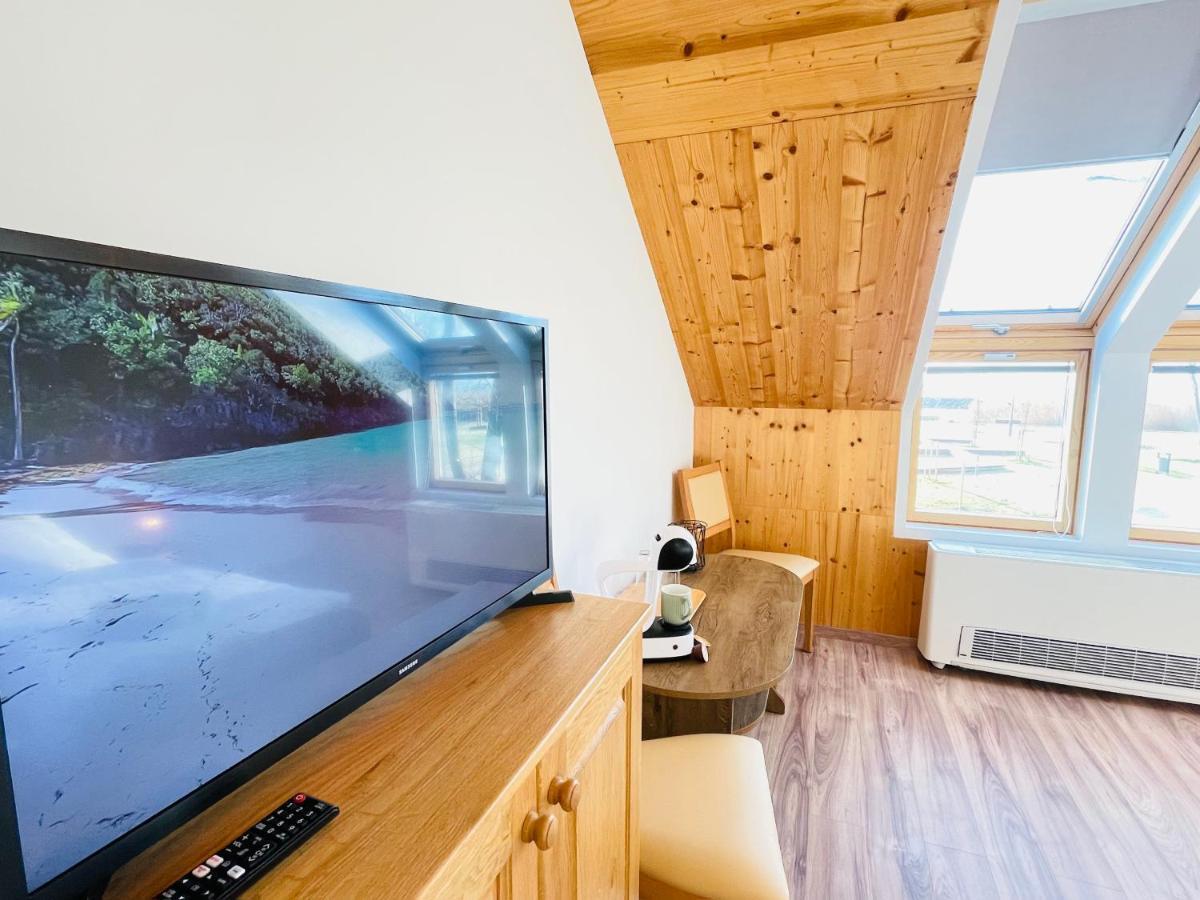 Fisher'S Deluxe Apartments Balatonfured Ngoại thất bức ảnh