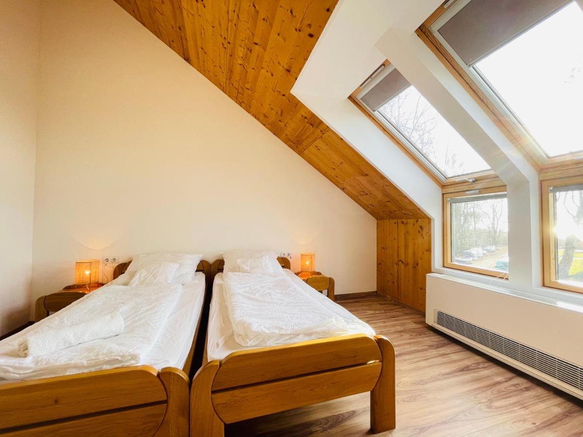 Fisher'S Deluxe Apartments Balatonfured Ngoại thất bức ảnh